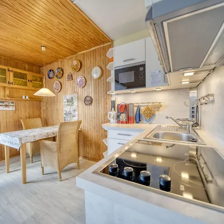 - Haus E, App 0e1108 Appartement